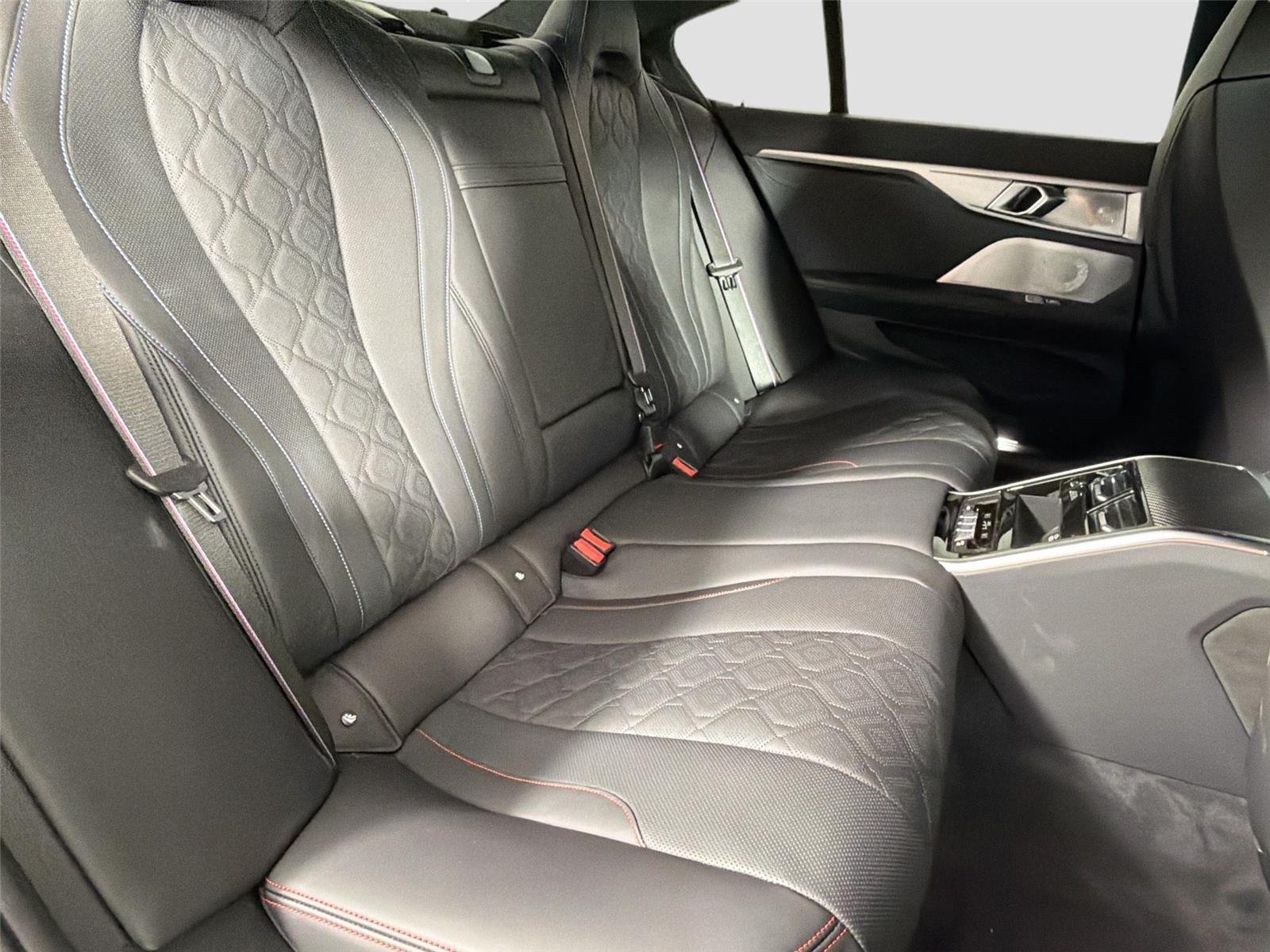 New 2026 Mauritius Blue Metallic BMW M850i image 54