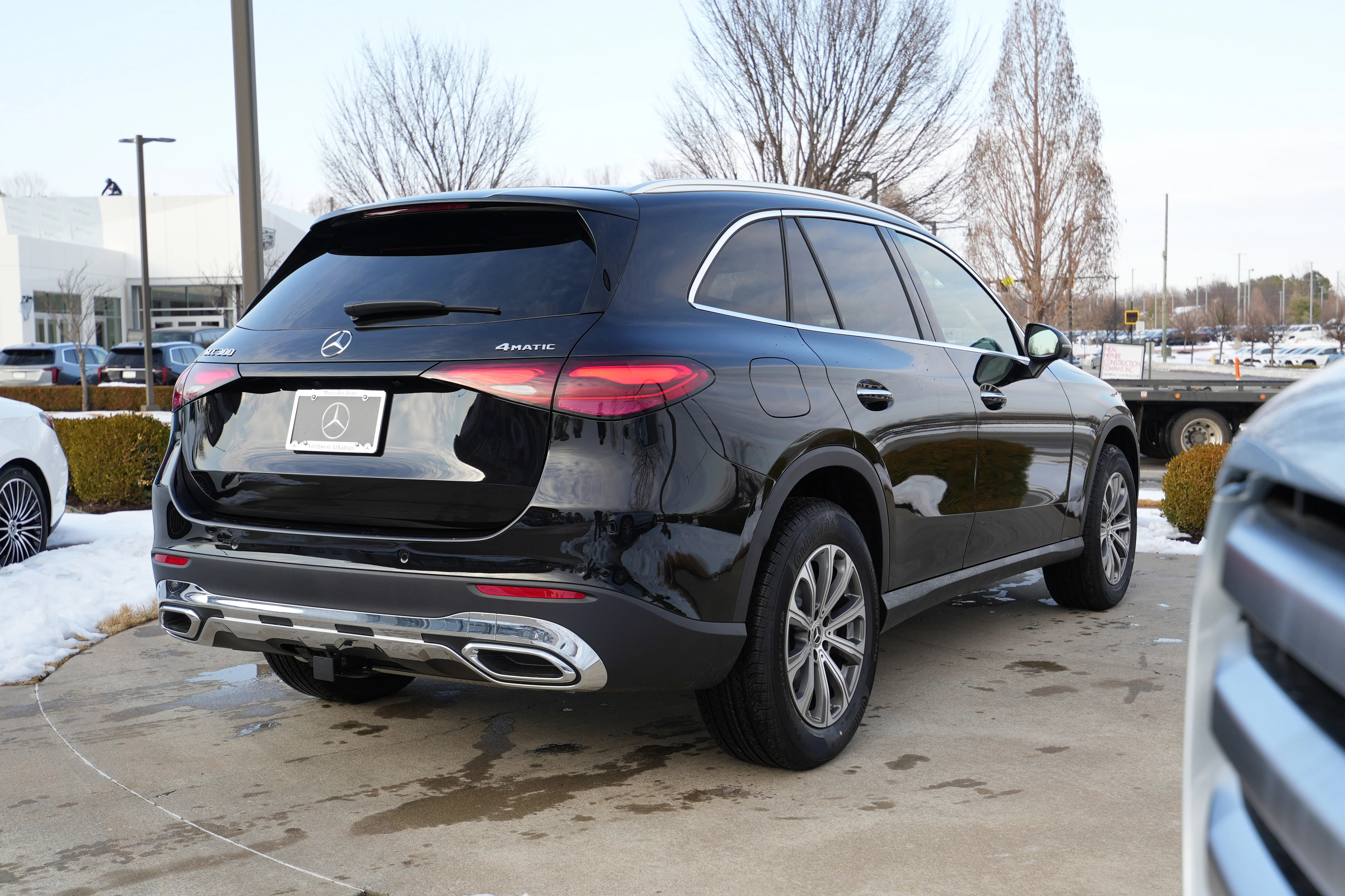 New 2026 OBSIDIAN BLACK Mercedes-Benz GLC 300 image 8
