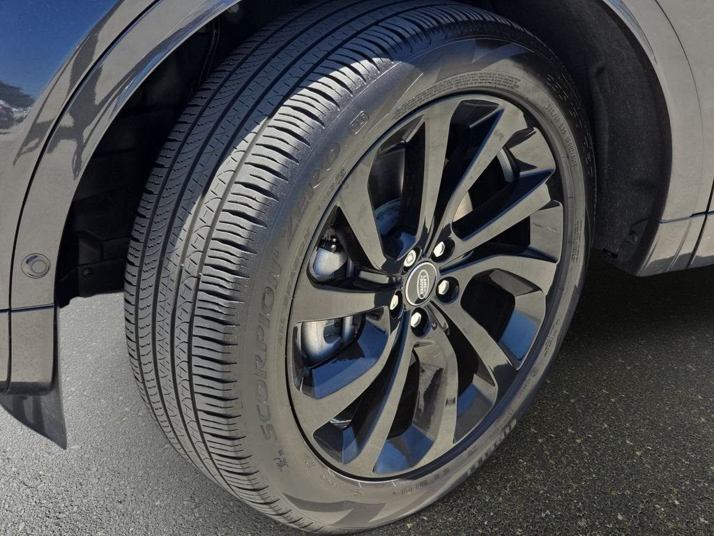 Certified Used 2025 Gray Land Rover S image 33
