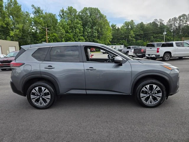 Used 2023 Gray Nissan SV image 9