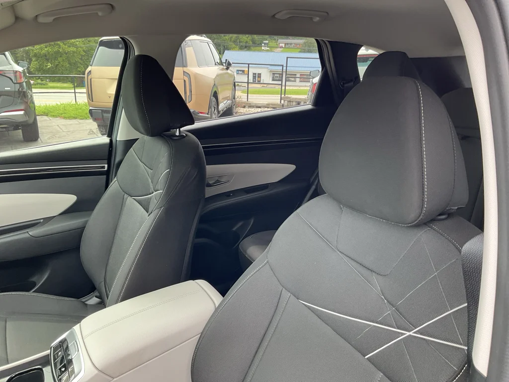 Used 2022 Portofino Gray Hyundai SEL image 22