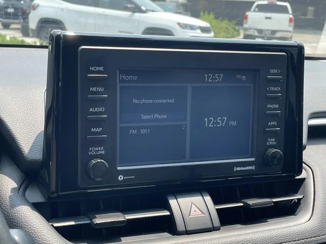 Used 2020 Silver Toyota LE image 24