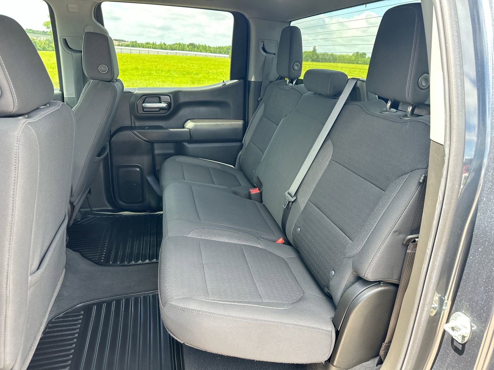 Used 2022 Shadow Gray Metallic Chevrolet LT image 21