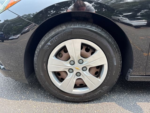 Used 2017 Black Chevrolet LS image 12
