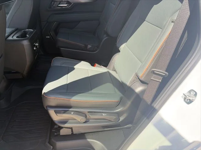 New 2026 White GMC AT4 image 11