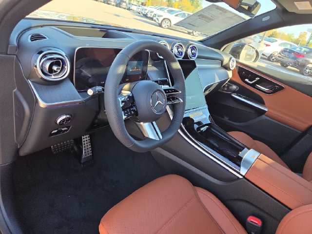New 2027 Graphite Grey Metallic Mercedes-Benz GLC300 image 24