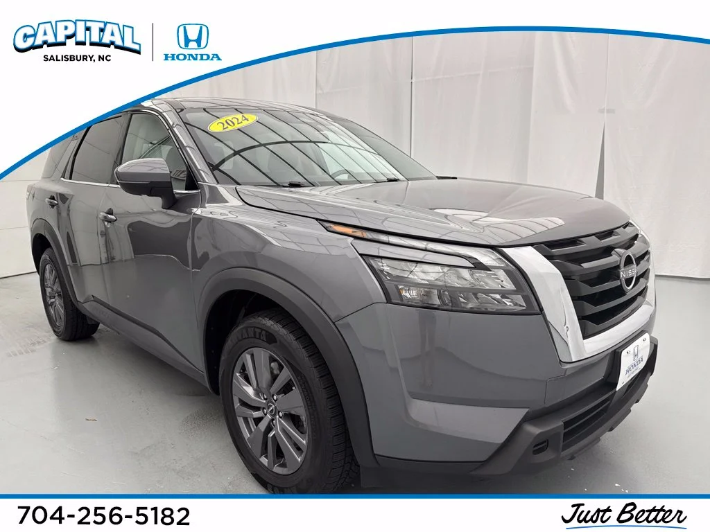 Used 2024 Gray Nissan SV image 1