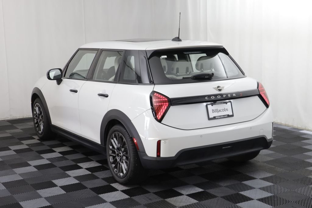 Certified Used 2025 White Metallic MINI Signature Plus image 15