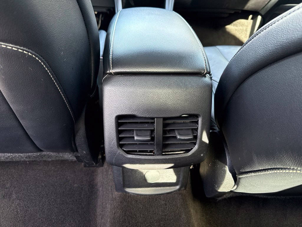 Used 2020 White Ford Titanium image 18