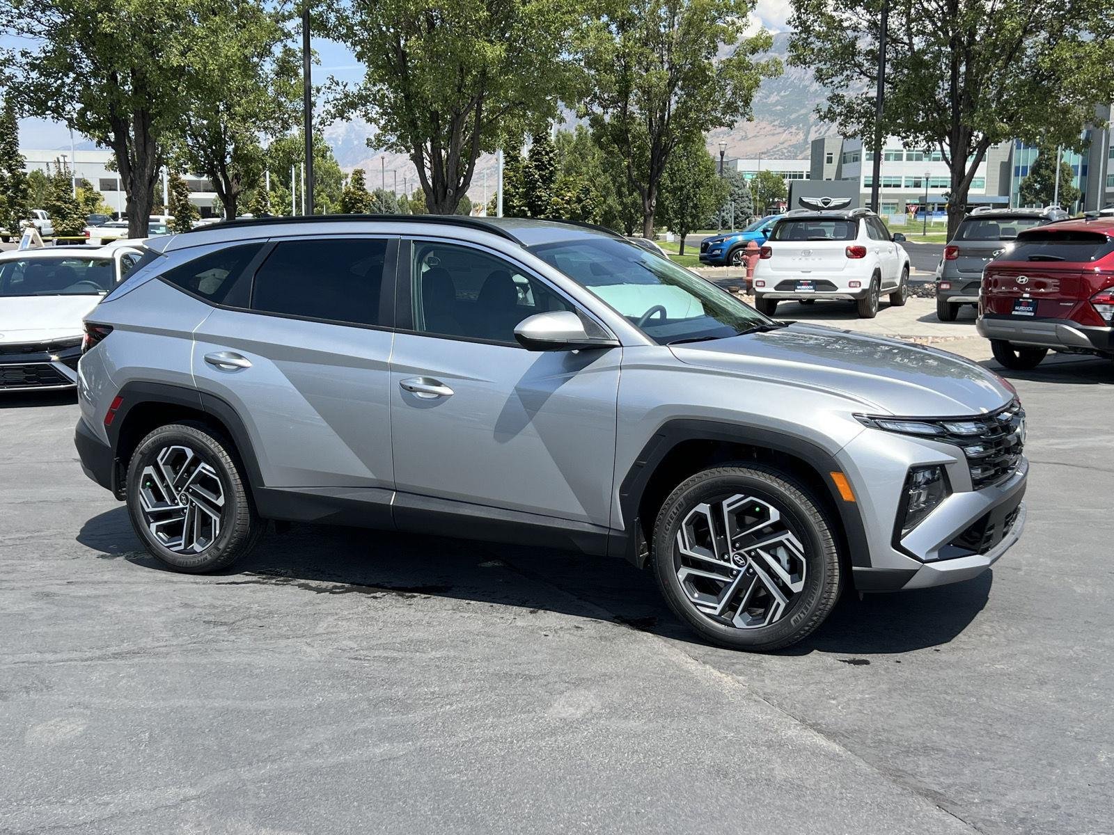 New 2026 Shimmering Silver Hyundai SEL Plus image 5