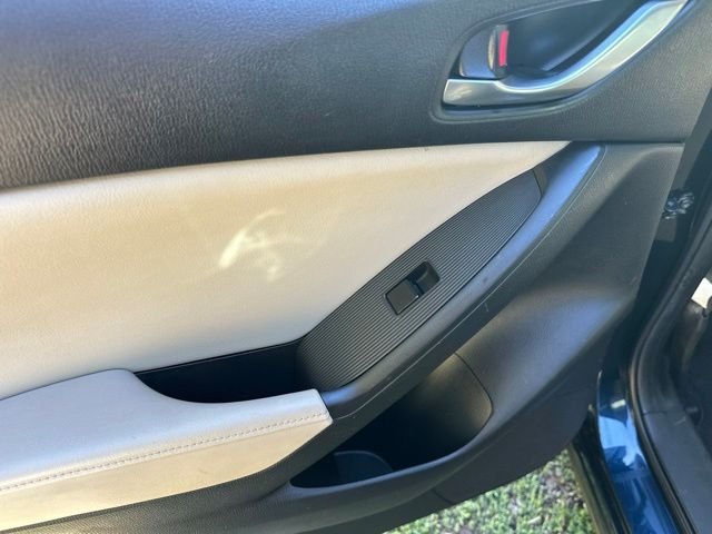 Used 2015 Crystal Blue Mazda Grand Touring image 16