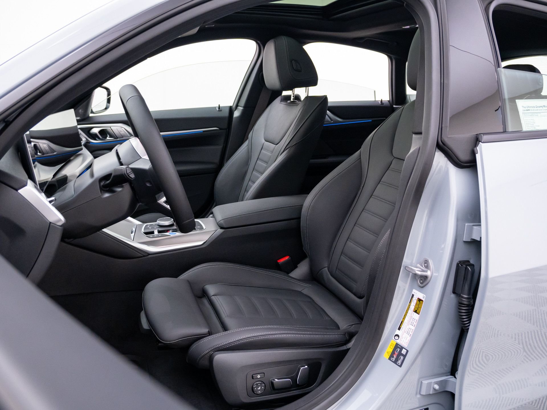 New 2026 Brooklyn Grey Metallic BMW xDrive40 image 17