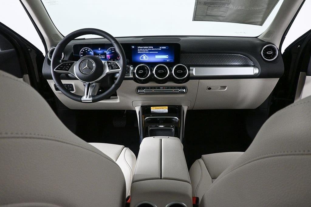 New 2026 Night Black Mercedes-Benz GLB 250 image 18