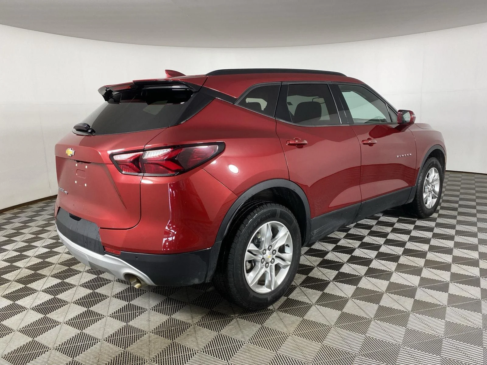 Used 2020 Cajun Red Tintcoat Chevrolet LT image 7