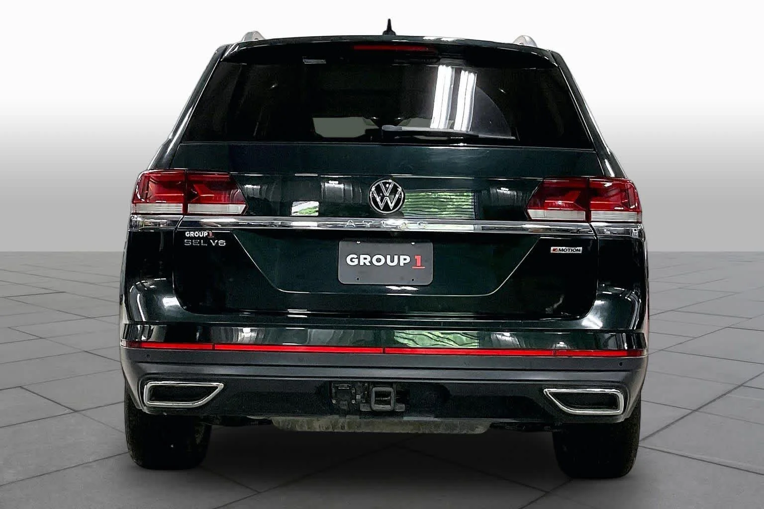 Used 2021 Racing Green Metallic Volkswagen 3.6L V6 SEL image 5