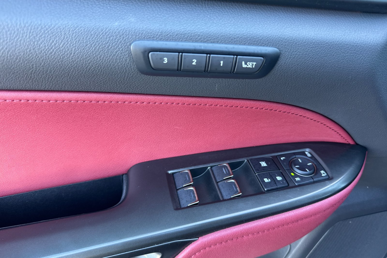 2024 Lexus NX 350 - Photo 11
