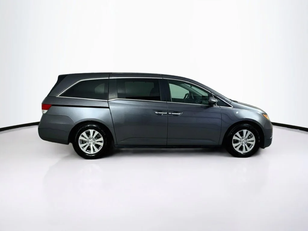 Certified Used 2016 Modern Steel Metallic Honda EX image 9