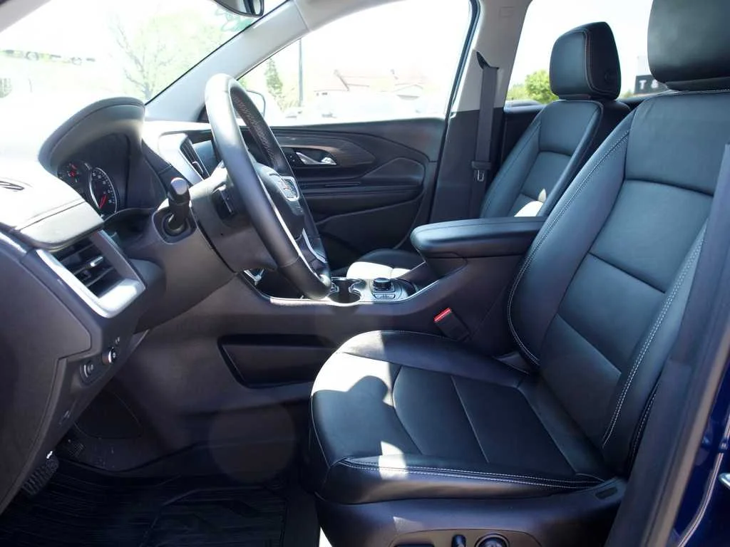2023 GMC Terrain SLT - Photo 20