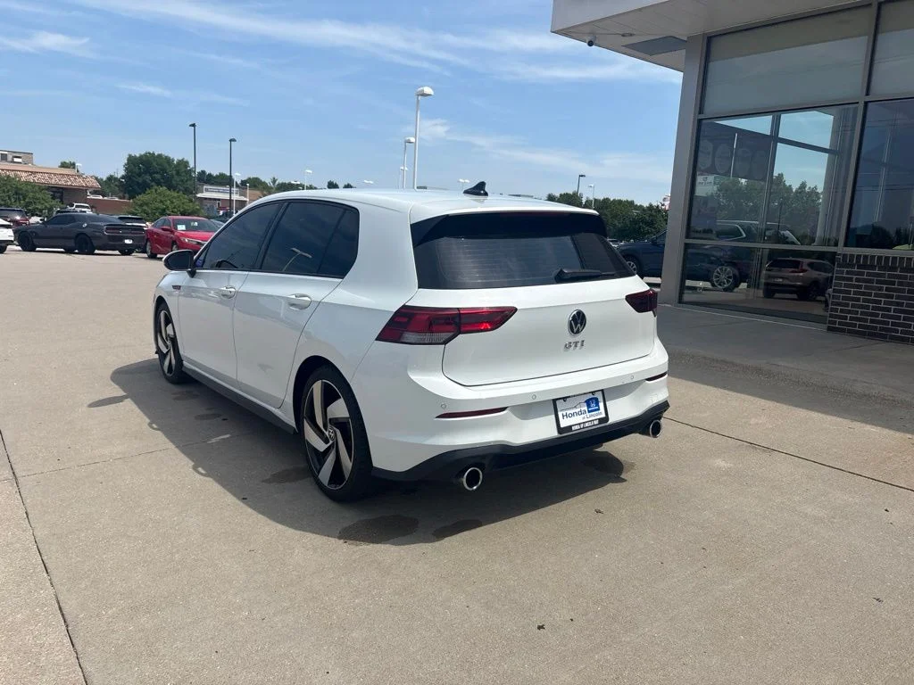 Used 2022 White Volkswagen 2.0T S image 7