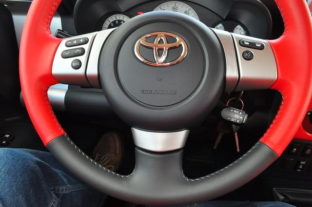 Used 2012 Red Toyota Base image 27