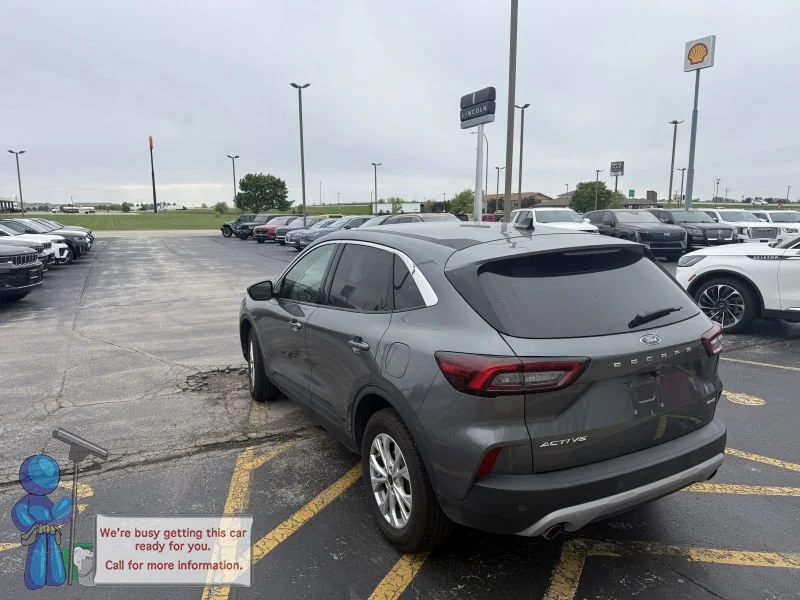 Used 2024 Gray Metallic Ford Active image 3
