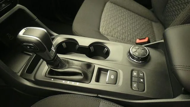 New 2026 Oxford White Ford XLT image 23