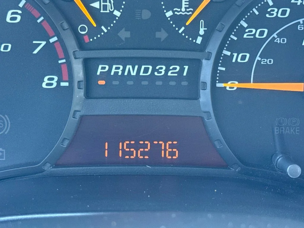 Used 2007 Red Chevrolet LS image 15