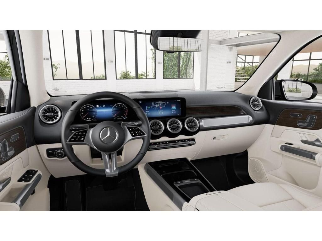 New 2026 Mountain Grey Metallic Mercedes-Benz GLB 250 image 3