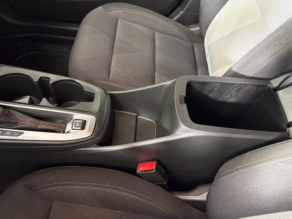 Used 2024 Red Chevrolet 1RS image 30
