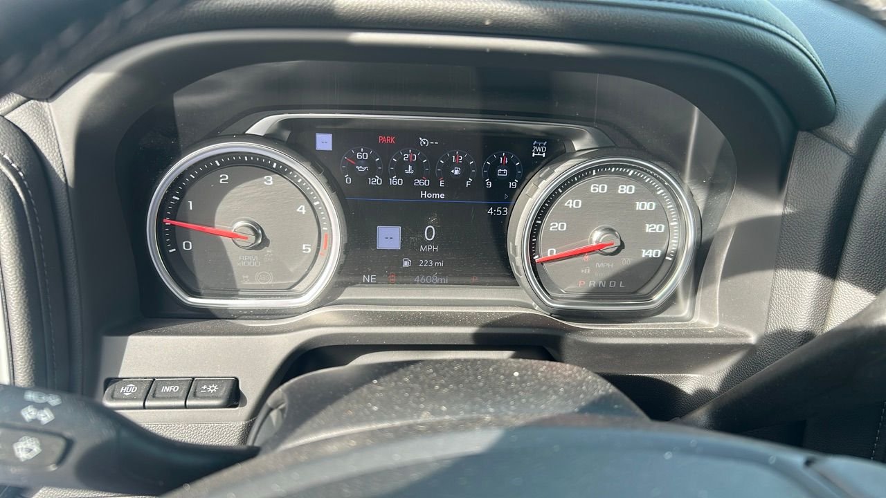 2022 Chevrolet Silverado 2500HD High Country photo 4