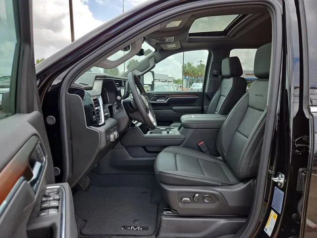2026 GMC Sierra 3500HD Denali - Photo 11
