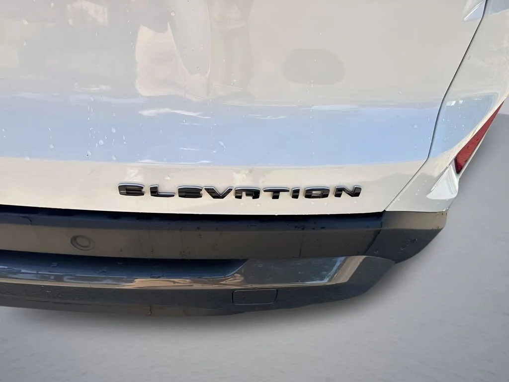 Used 2026 Summit White GMC Elevation image 35