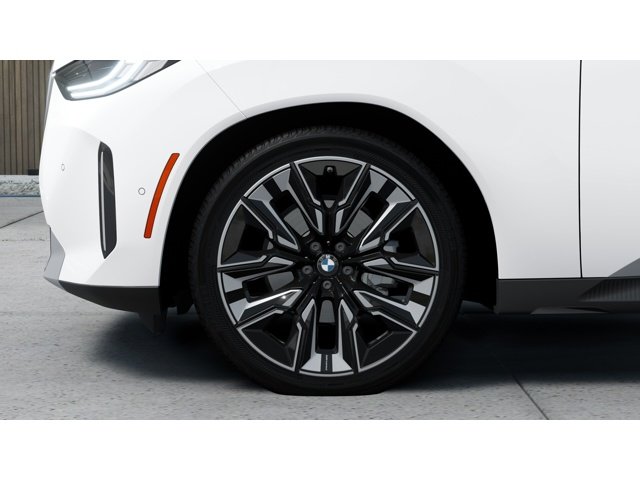 New 2026 Alpine White BMW 30 xDrive image 7