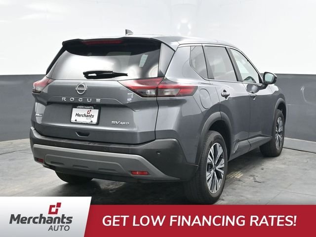 Used 2022 Gray Nissan SV image 7