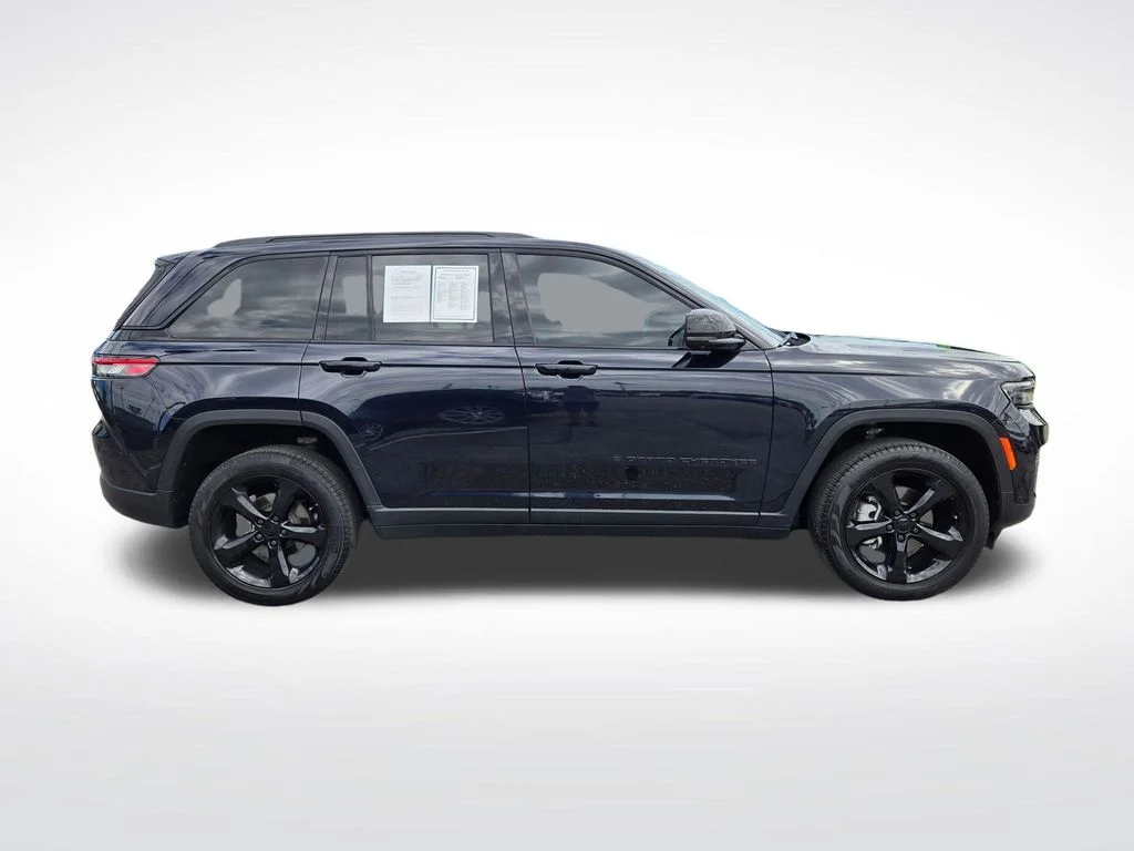 Used 2024 Black Jeep Limited image 2