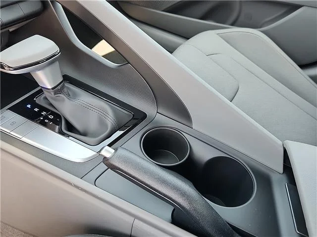 New 2026 Serenity White Pearl Hyundai SE image 20
