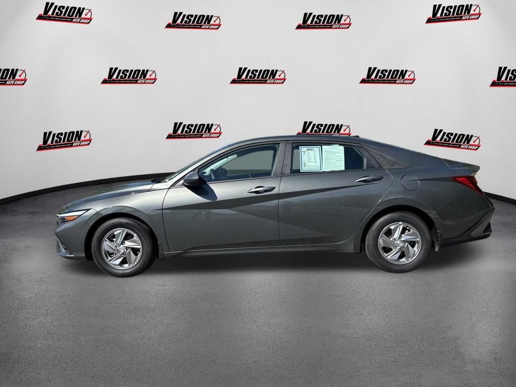 Used 2026 Gray Hyundai SE image 8