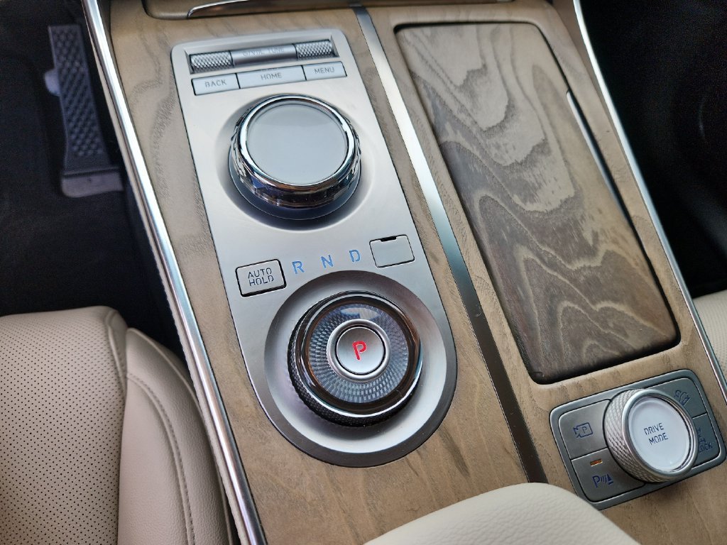 Used 2024 Silver Genesis BASE image 18