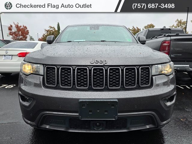 2021 Jeep Grand Cherokee Anniversary Edition photo 2
