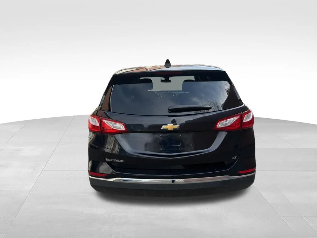 Used 2021 Blue Chevrolet LT image 4