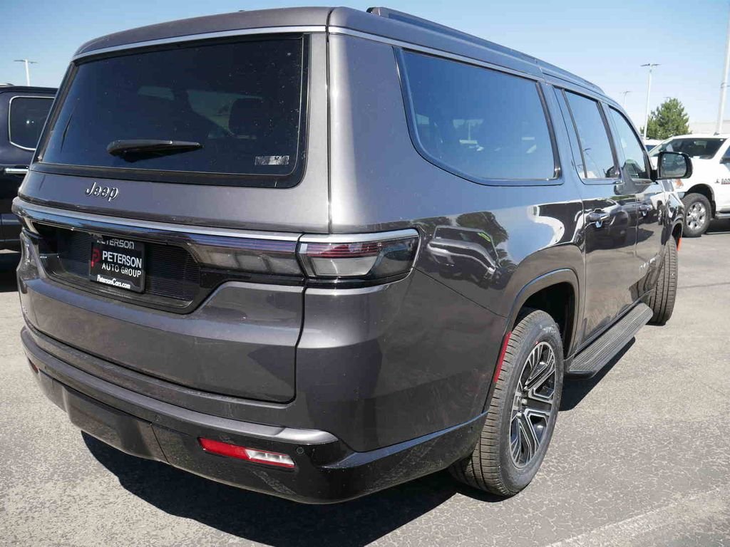 New 2026 Baltic Gray Metallic Clearcoat Jeep Grand Wagoneer image 24