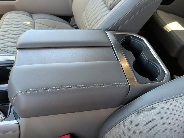 New 2027 Star White Metallic Tri-Coat Ford F-250® Platinum® image 87