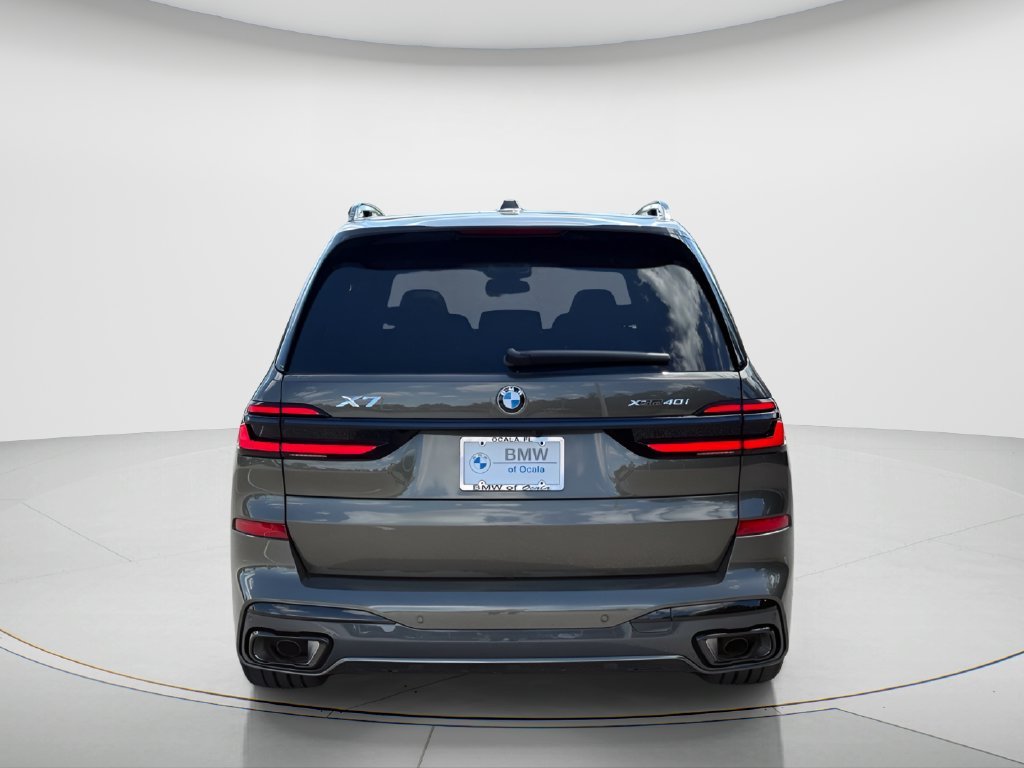 New 2027 Manhattan Green Metallic BMW xDrive40i image 6