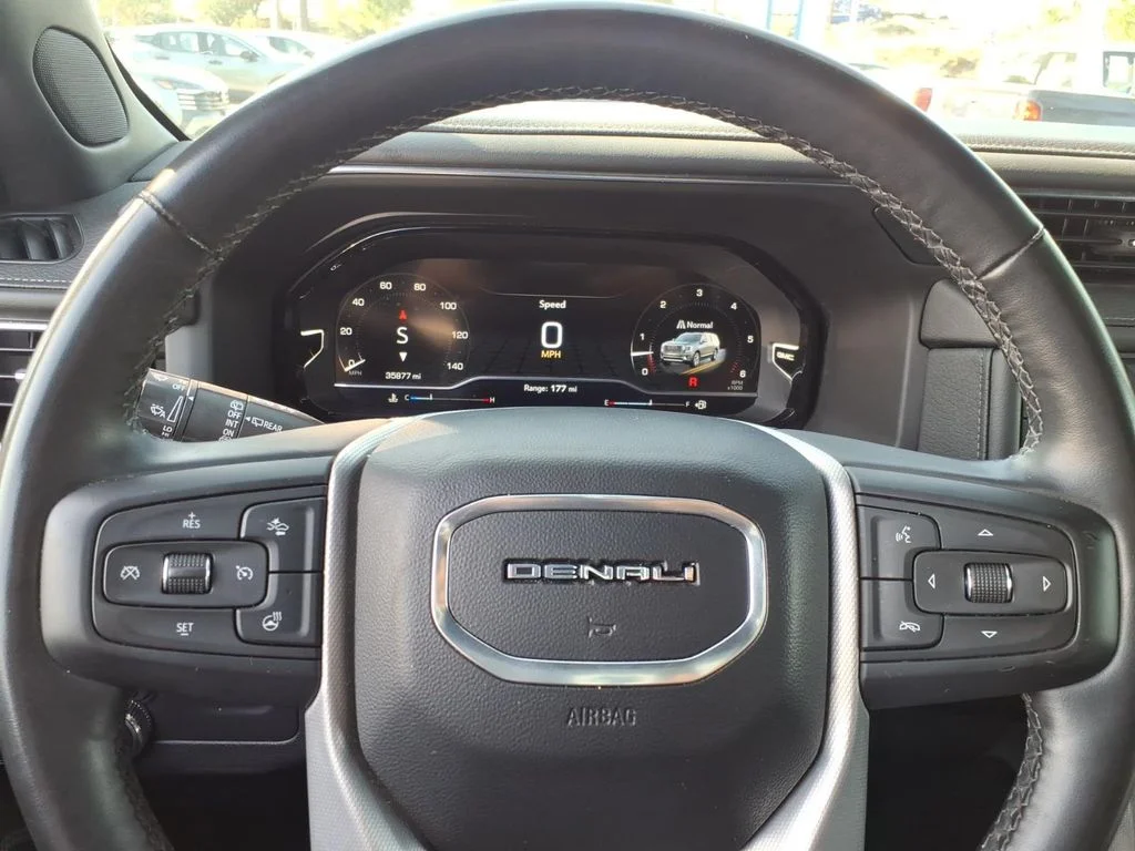 Used 2023 Black GMC Denali image 12