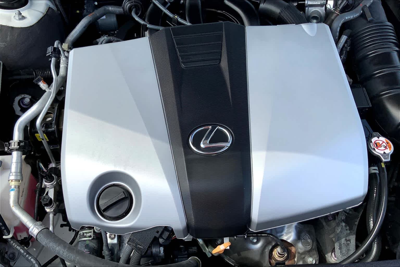 Used 2020 Eminent White Pearl Lexus  image 32