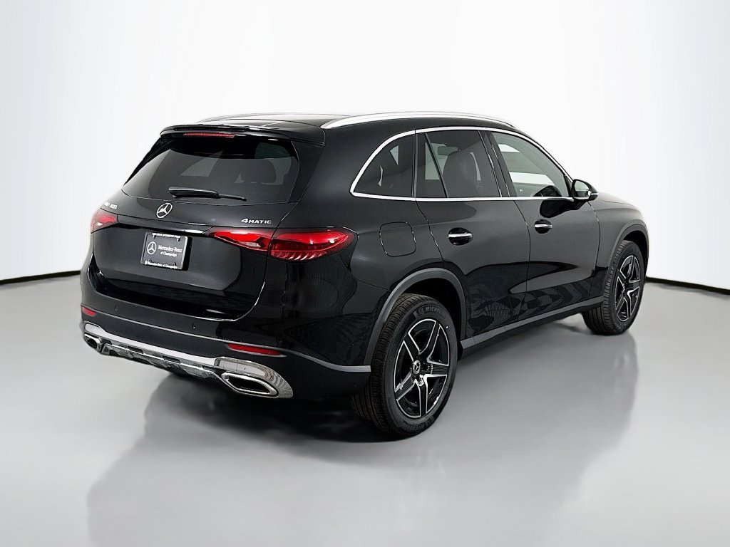 New 2026 Black Mercedes-Benz GLC 300 image 40