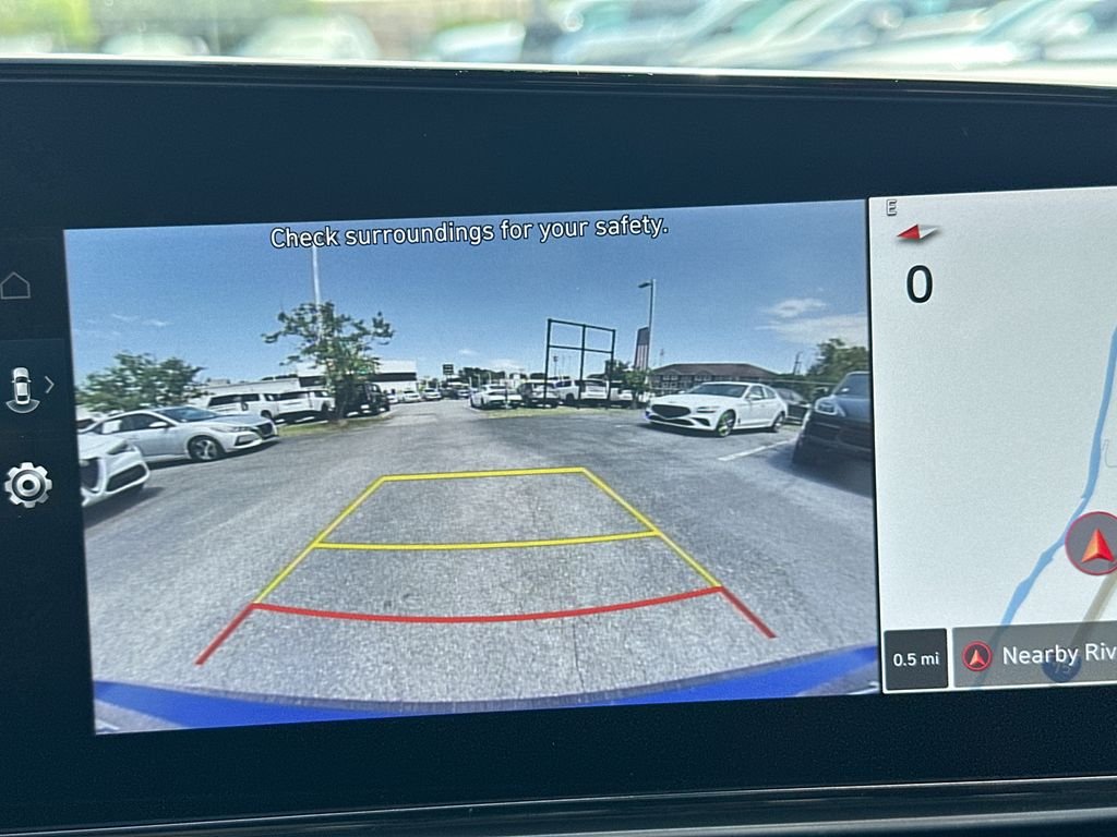 Used 2025 Blue Hyundai SEL Convenience image 28