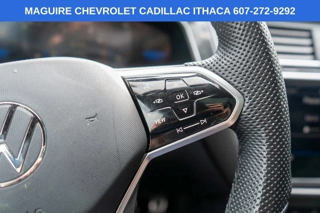 Used 2024 Black Volkswagen 2.0T SE R-Line Black image 24