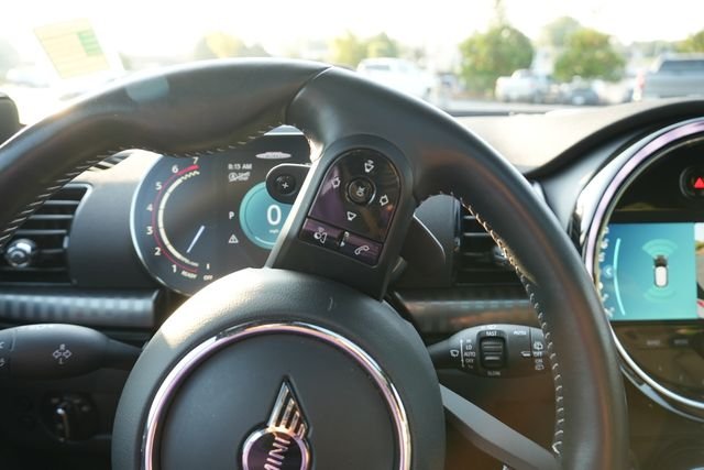 Used 2022 Black MINI Clubman image 27