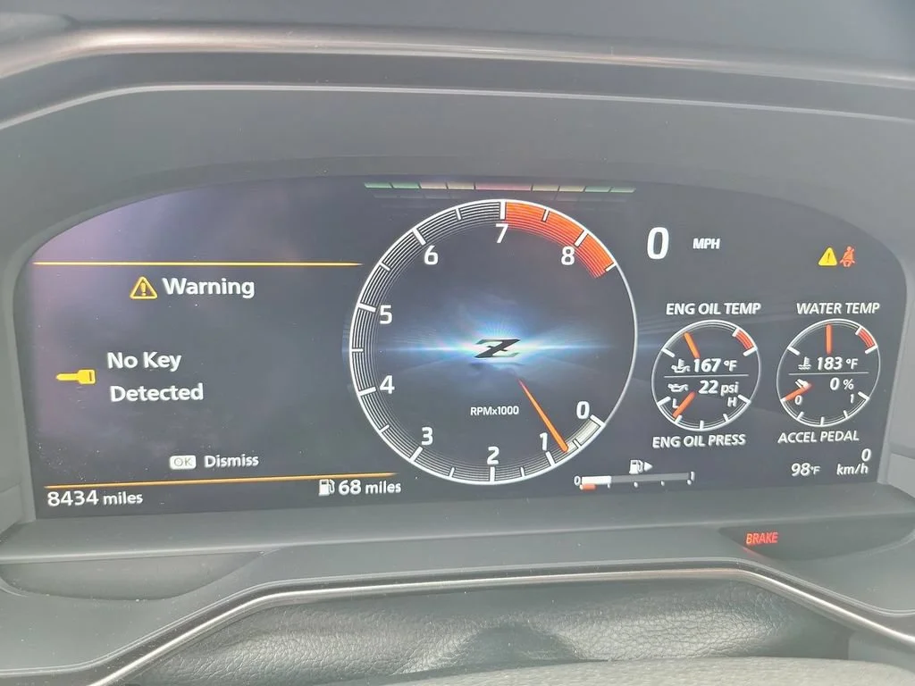 Used 2025 Gray Nissan Sport Manual Transmission image 11